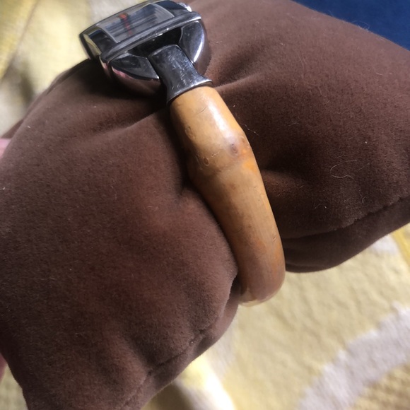 Gucci 6800L Bamboo bangle watch - Picture 15 of 15